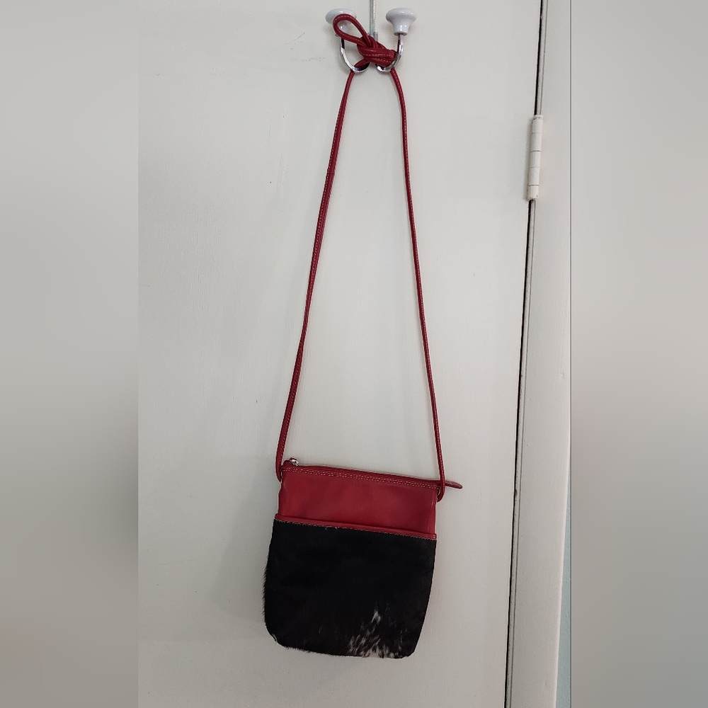 Red and Black Minimalist Crossbody Bag